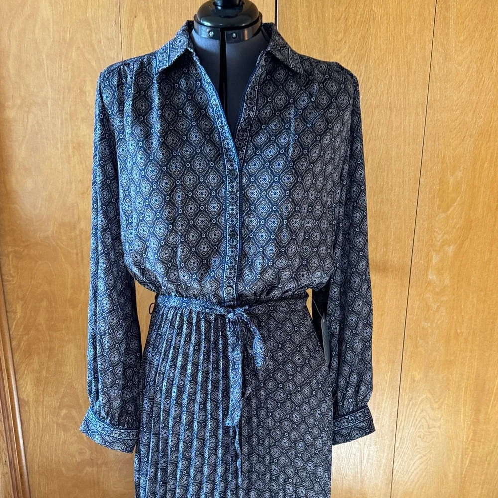 Max Studio Navy Patterned Long Sleeve Dress - NWT - Picture 8 of 10